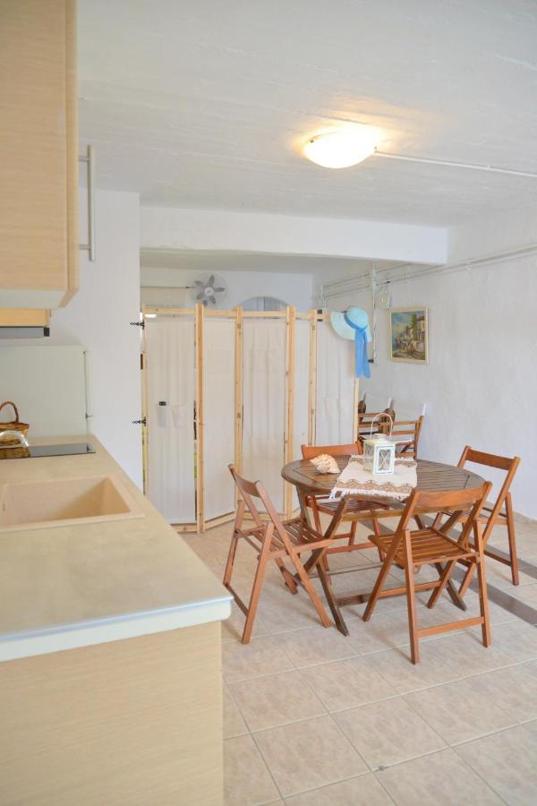 Milos Apartments Kardapis Ground Floor Klima (Milos) Exterior foto